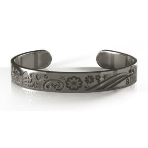 <h2>Black rhodium</h2><p>Plating in a dark, almost anthracite colour, ideal for lovers of typically “dark“ tones.</p>